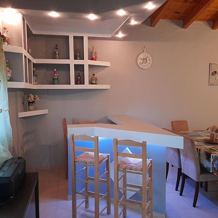 Villa Εξωτικο Διαμερισμα Με Θεα Την Παραλια Αλυκης Alikí Exterior foto